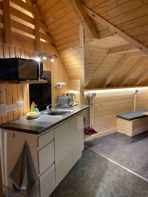 High Quality Cabin With Views Of Ben Nevis Banavie Eksteriør billede